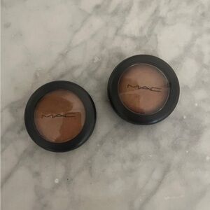 Mac cream colour base Bronze